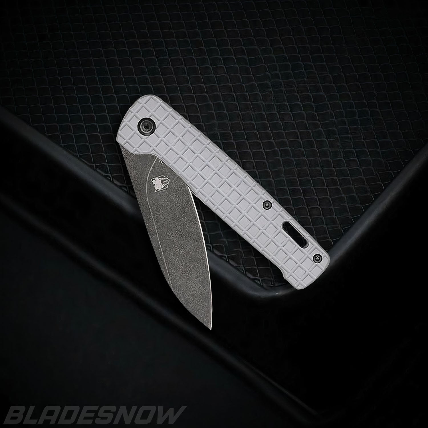 Cobratec Rhino D2 Stonewashed Folding Pocket Knife Grey