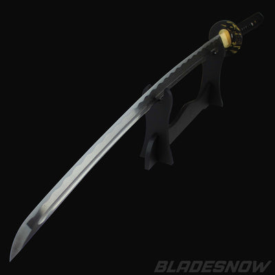 28 inch sword length
